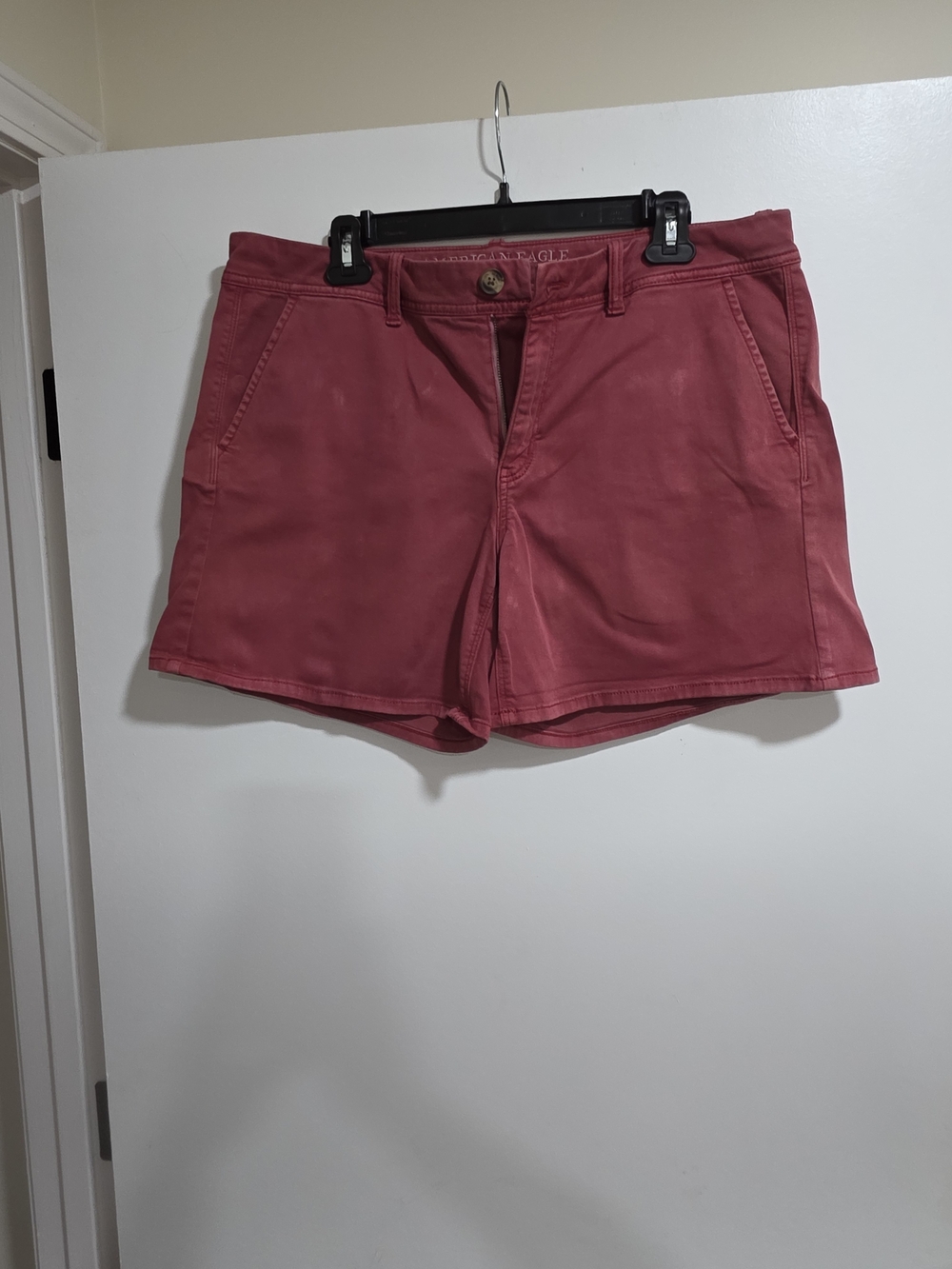 American Eagle Super Stretch X Mid Rise Shorts Size 16 Dusty Rose
